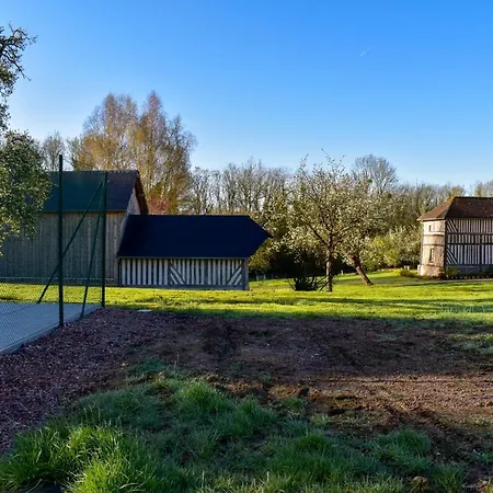 La Maison Du Rond Buisson Surville (Calvados)